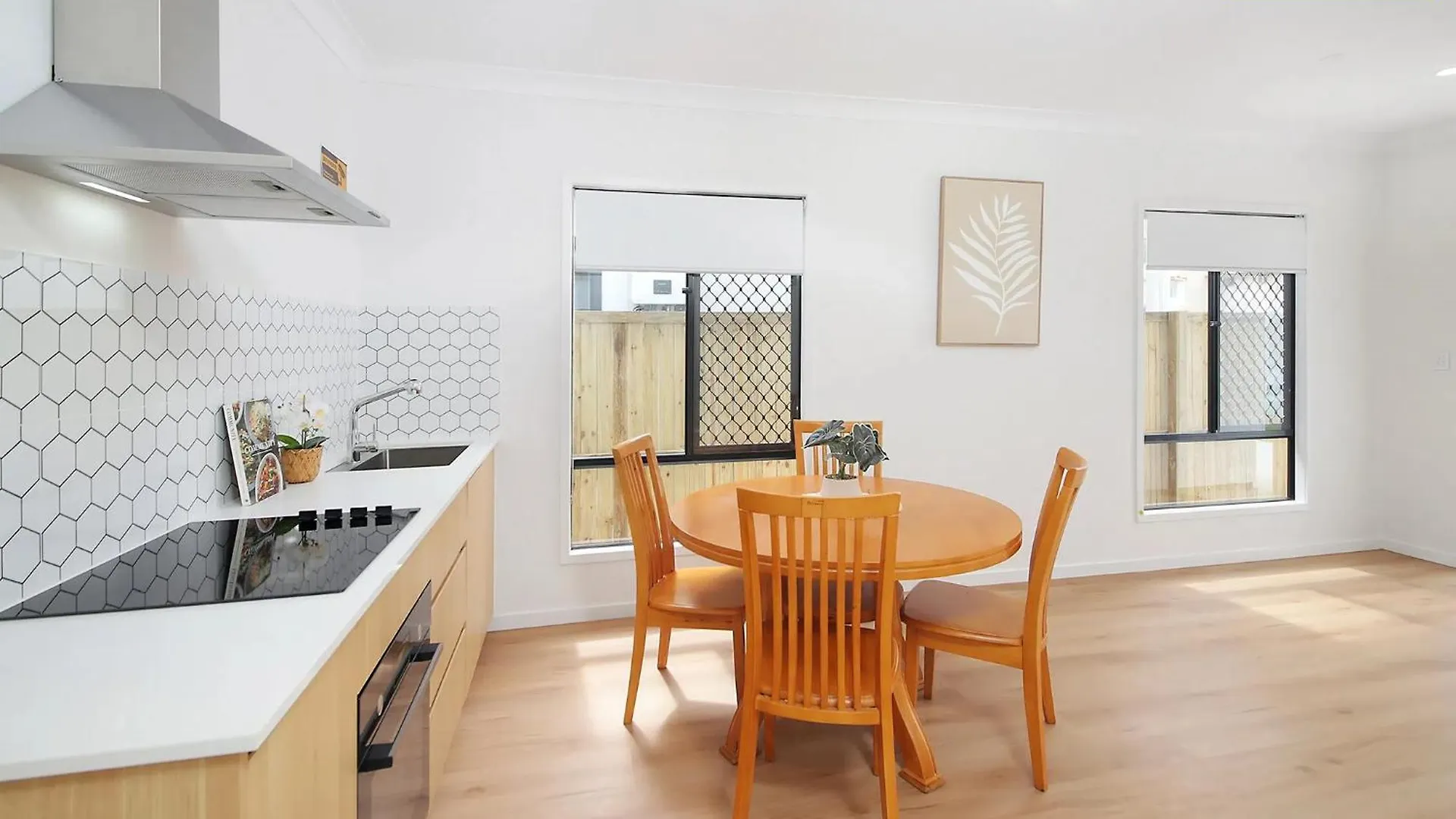 Modern New-Build Peaceful Home Studio Homestay Kuraby
